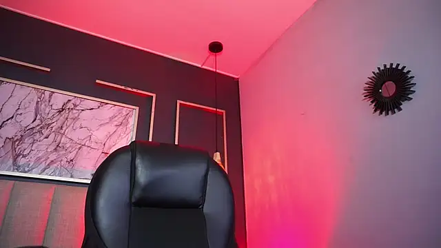 Snapshot of Samantha_Brooke chatting on January 2025 05:51:01 PM Samantha Brooke online show from January 2025 05:51:01 PM