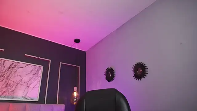 Snapshot of Samantha_Brooke chatting on November 2025 01:11:01 PM Samantha Brooke online show from November 2025 01:11:01 PM