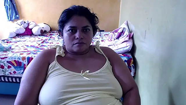 Snapshot of yulieth_bbw chatting on October 2025 07:04:02 PM yulieth bbw online show from October 2025 07:04:02 PM