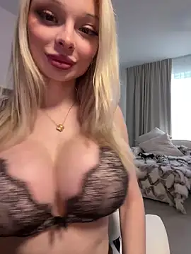 HannaXLove online show from December 2025 03:09:02 PM