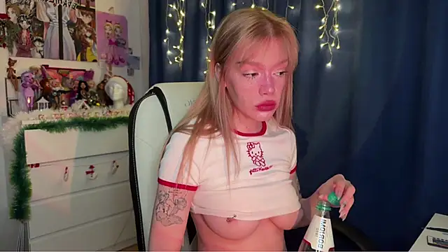 boobsybootie online show from January 2025 05:33:02 PM