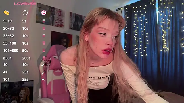 boobsybootie online show from March 2025 05:49:02 AM