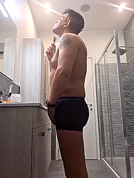 Snapshot of kekko-1982 chatting on November 2025 08:08:02 AM kekko-1982 online show from November 2025 08:08:02 AM