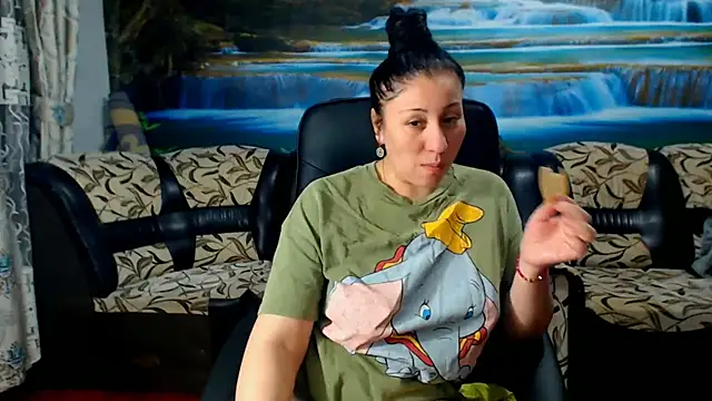 MoistMady online show from March 2025 09:26:01 PM