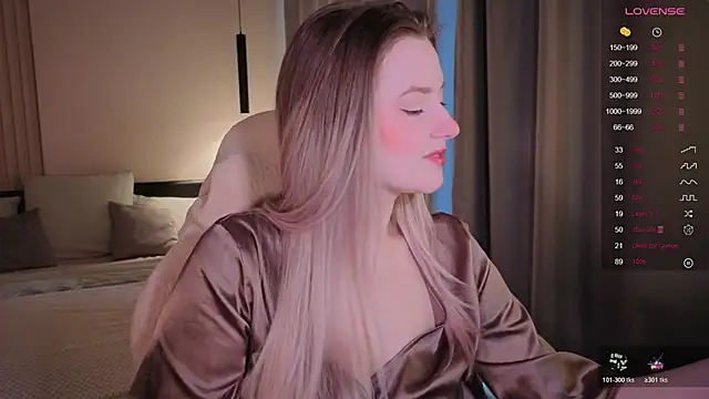 Snapshot of elinanortas chatting on December 2025 04:18:02 AM elinanortas online show from December 2025 04:18:02 AM