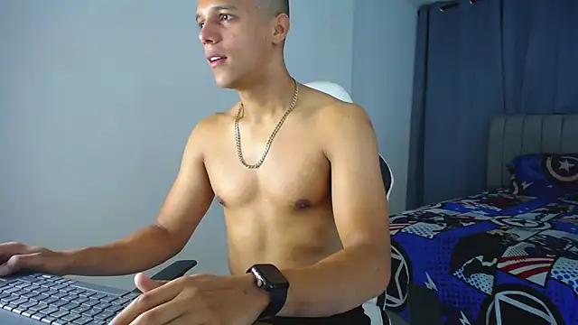 Snapshot of DavidAngell7 chatting on December 2024 04:10:02 AM DavidAngell7 online show from December 2024 04:10:02 AM