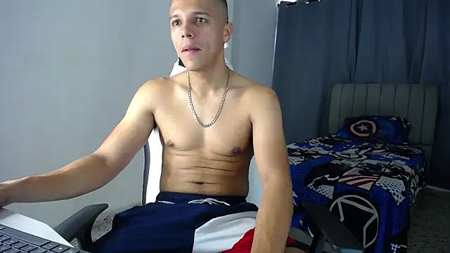 Snapshot of DavidAngell7 chatting on March 2025 05:34:02 PM DavidAngell7 online show from March 2025 05:34:02 PM