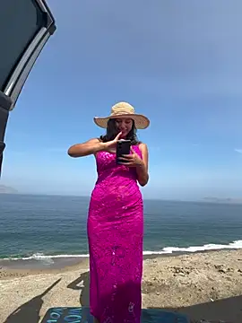 sexi noemi online show from April 2026 02:28:02 PM