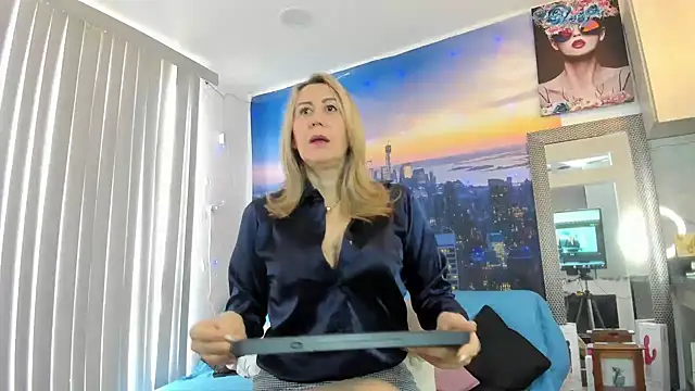 ashleymilf 1 online show from September 2025 04:51:01 PM