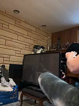 Mini And The Bear online show from March 2026 02:34:01 PM