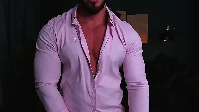 Snapshot of marcobadass chatting on February 2025 05:20:01 AM marcobadass online show from February 2025 05:20:01 AM