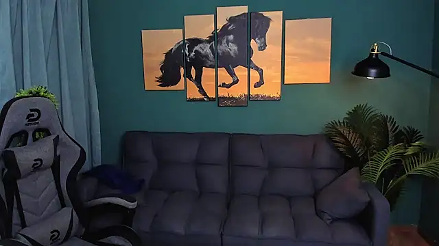 Snapshot of marcobadass chatting on February 2025 06:51:02 AM marcobadass online show from February 2025 06:51:02 AM