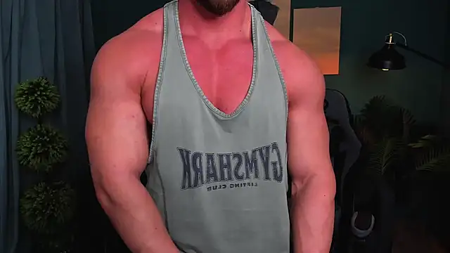 Snapshot of marcobadass chatting on February 2025 11:58:02 PM marcobadass online show from February 2025 11:58:02 PM