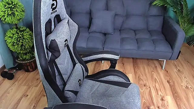 Snapshot of marcobadass chatting on March 2025 01:03:02 AM marcobadass online show from March 2025 01:03:02 AM