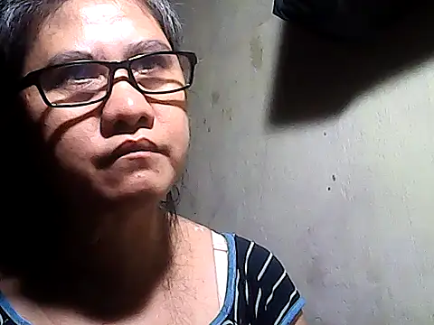 sweetsosie18 online show from December 2025 06:44:01 AM