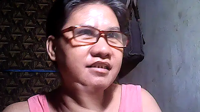 sweetsosie18 online show from April 2026 08:57:02 PM