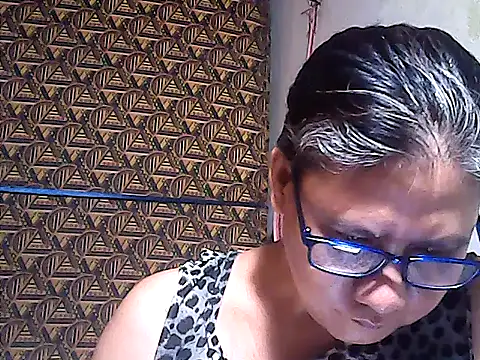sweetsosie18 online show from July 2026 05:31:02 AM