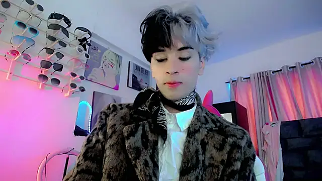 Snapshot of Sweet_Jack1 chatting on February 2025 03:16:01 PM Sweet Jack1 online show from February 2025 03:16:01 PM