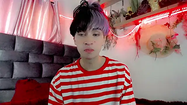 Snapshot of Sweet_Jack1 chatting on March 2025 05:39:02 PM Sweet Jack1 online show from March 2025 05:39:02 PM