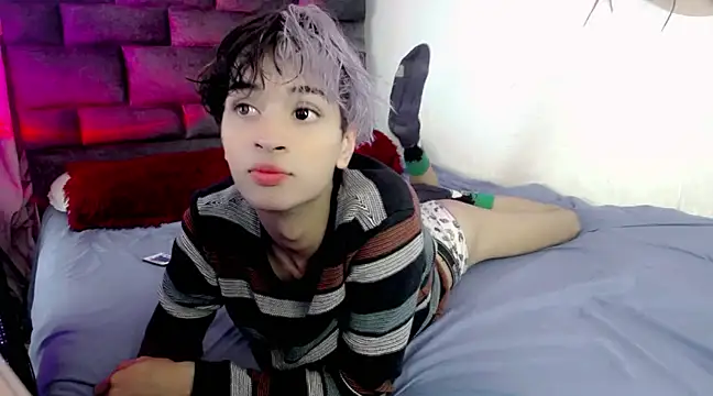 Snapshot of Sweet_Jack1 chatting on March 2025 05:38:02 PM Sweet Jack1 online show from March 2025 05:38:02 PM