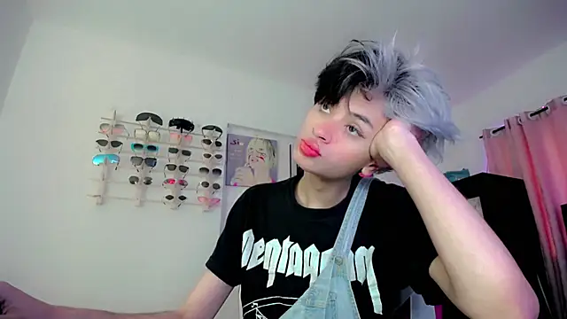 Snapshot of Sweet_Jack1 chatting on March 2025 03:06:01 PM Sweet Jack1 online show from March 2025 03:06:01 PM