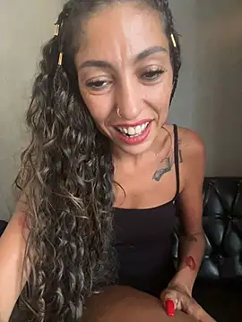 Snapshot of amanilouve chatting on March 2025 06:54:01 AM amanilouve online show from March 2025 06:54:01 AM