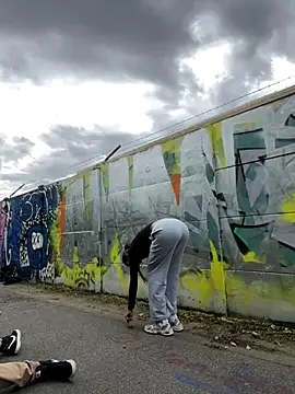 Snapshot of amanilouve chatting on September 2025 02:43:01 PM amanilouve online show from September 2025 02:43:01 PM