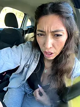 amanilouve online show from January 2026 10:28:02 AM