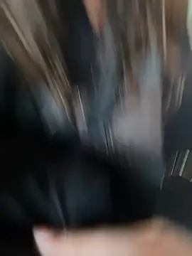 amanilouve online show from March 2026 04:09:01 PM