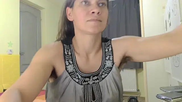 MercyLove online show from November 2025 04:18:02 PM