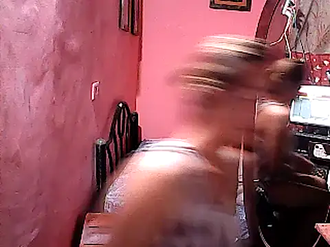 Snapshot of yummy_21xxx chatting on March 2025 04:30:02 PM yummy 21xxx online show from March 2025 04:30:02 PM