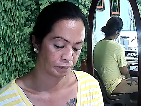 Snapshot of yummy_21xxx chatting on September 2025 08:31:02 PM yummy 21xxx online show from September 2025 08:31:02 PM