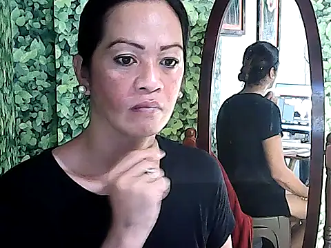 Snapshot of yummy_21xxx chatting on October 2025 04:49:01 AM yummy 21xxx online show from October 2025 04:49:01 AM