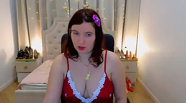 AmazingTori online show from January 2025 01:20:01 PM