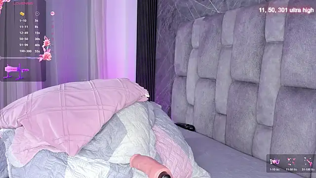 Snapshot of emily_fox1 chatting on December 2025 12:03:02 PM emily fox1 online show from December 2025 12:03:02 PM