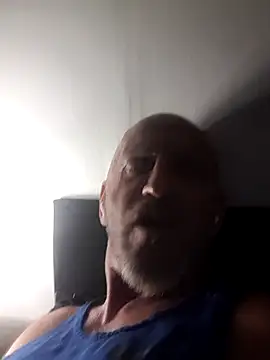 Snapshot of Verynaughtyx chatting on July 2026 02:42:02 AM Verynaughtyx online show from July 2026 02:42:02 AM