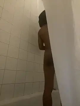 Snapshot of Big_papirocky chatting on October 2025 05:33:02 PM Big papirocky online show from October 2025 05:33:02 PM