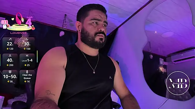 MichaelBear  online show from October 2025 01:15:02 PM