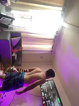 Snapshot of MichaelBear_ chatting on January 2026 07:07:02 PM MichaelBear online show from January 2026 07:07:02 PM