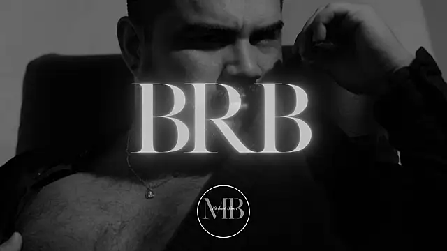 Snapshot of MichaelBear_ chatting on February 2026 06:25:02 PM MichaelBear online show from February 2026 06:25:02 PM