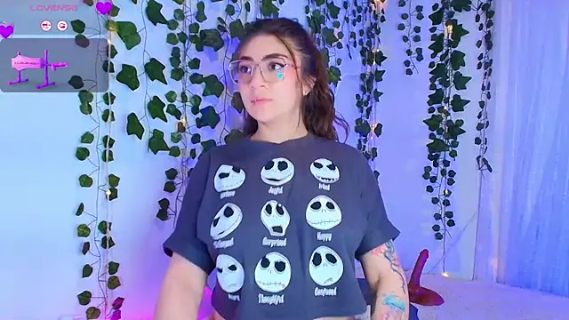 Samii Evans online show from December 2025 01:45:02 AM