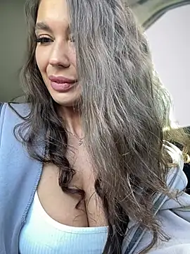 Snapshot of Emma_Catt chatting on April 2026 04:48:01 AM Emma Catt online show from April 2026 04:48:01 AM