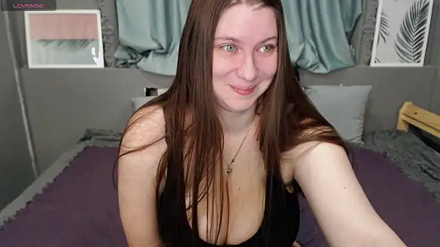 Snapshot of LiyaSilve chatting on February 2025 01:05:01 AM LiyaSilve online show from February 2025 01:05:01 AM