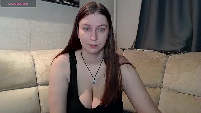 Snapshot of LiyaSilve chatting on October 2025 02:06:02 PM LiyaSilve online show from October 2025 02:06:02 PM