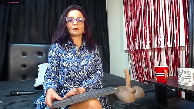 Miss ellien online show from February 2026 01:09:02 PM