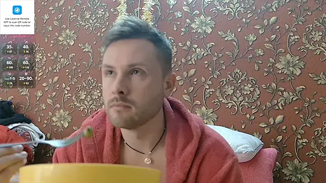 Snapshot of MartinBrandon chatting on January 2025 11:13:01 PM MartinBrandon online show from January 2025 11:13:01 PM