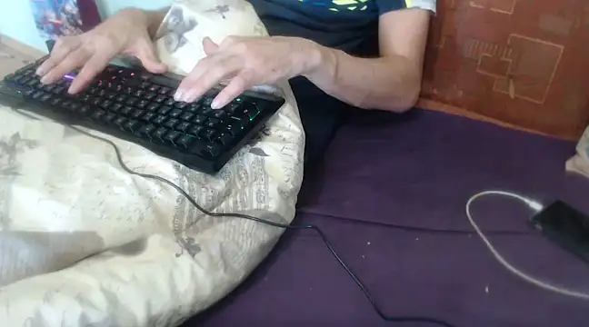 Snapshot of VASKOS178 chatting on December 2024 09:24:01 AM VASKOS178 online show from December 2024 09:24:01 AM