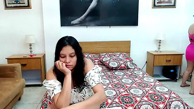 MaloryAndLuna online show from February 2026 12:02:01 PM