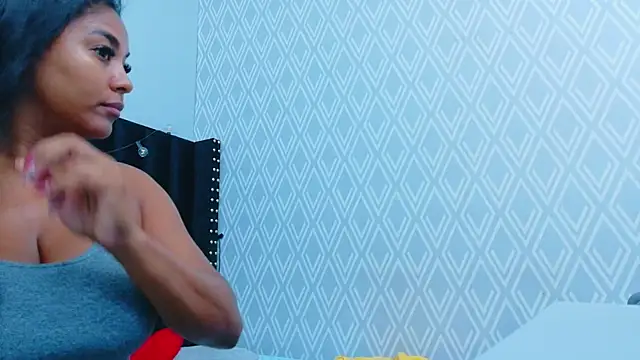 colombiamommy online show from September 2025 12:06:01 PM