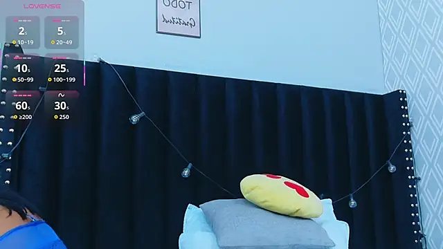 colombiamommy online show from November 2025 12:38:02 PM